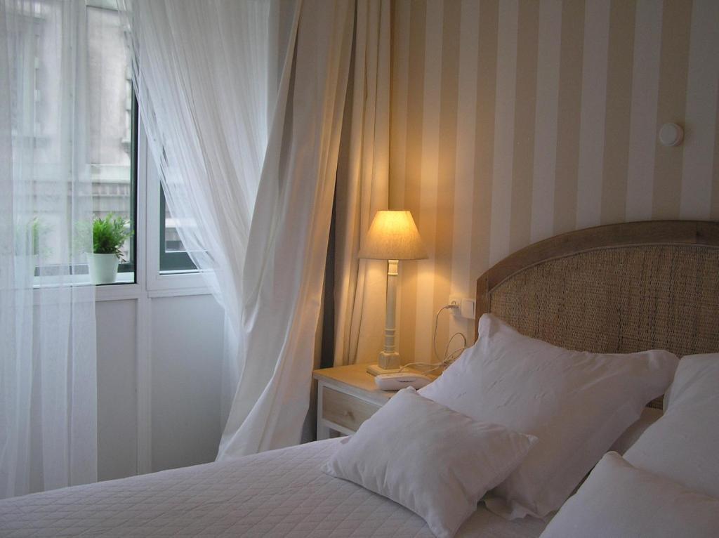 Hotel Central By Myhousespain ヒホン 部屋 写真